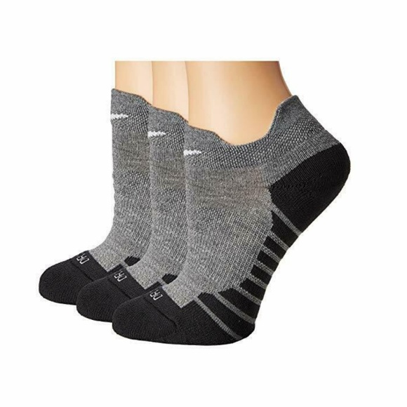 Nike Accessories - Nike Dry Cushion Low Gray Dri-Fit Training Socks Nike Accessories - Nike Dry Cushion Low Gray Dri-Fit Training Socks